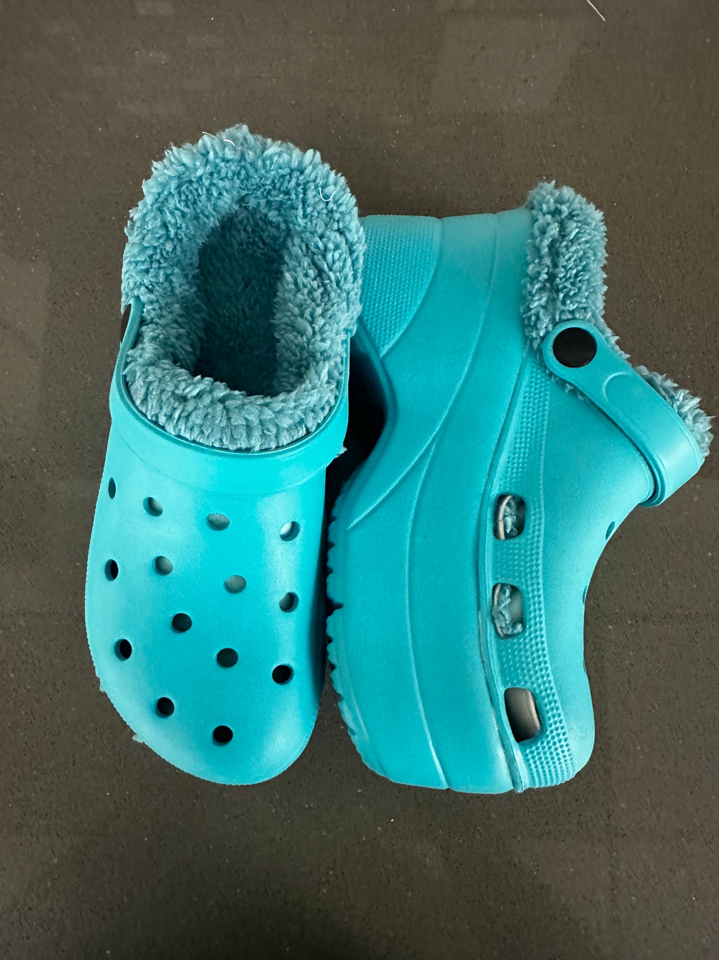 Teal Color Fuzzy Platform Clogs