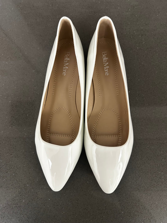 Women's Trotter Shoes White Glossy