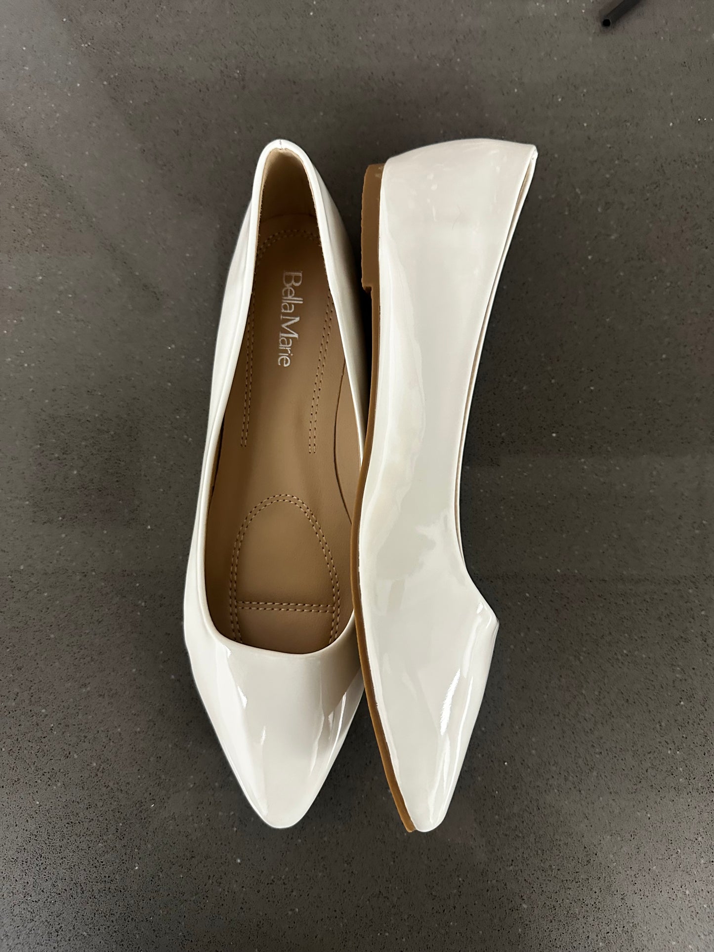 Women's Trotter Shoes White Glossy